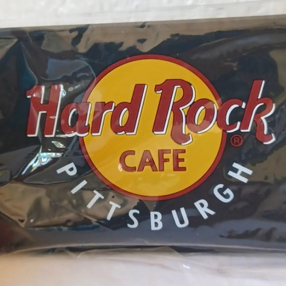 New Hard Rock Cafe Luggage Tag Pittsburgh, Black Yellow Red for Men or Women